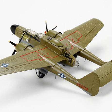 Amazon | 1/72 P-61 black widow ブラック・ウィドウ 黒衣の未亡人